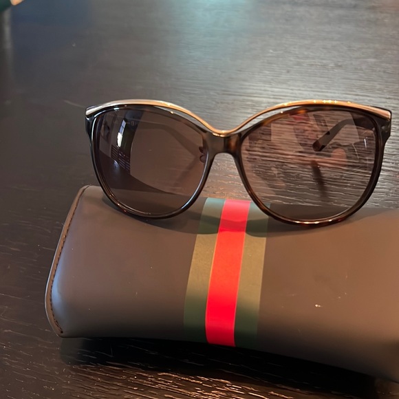 GUCCI Chocolate Brown Cat Eye GG 3155 Gradient Lens Sunglasses